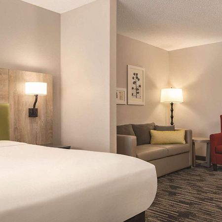 Country Inn & Suites By Radisson, St Cloud East, Mn سانت كلاود المظهر الخارجي الصورة