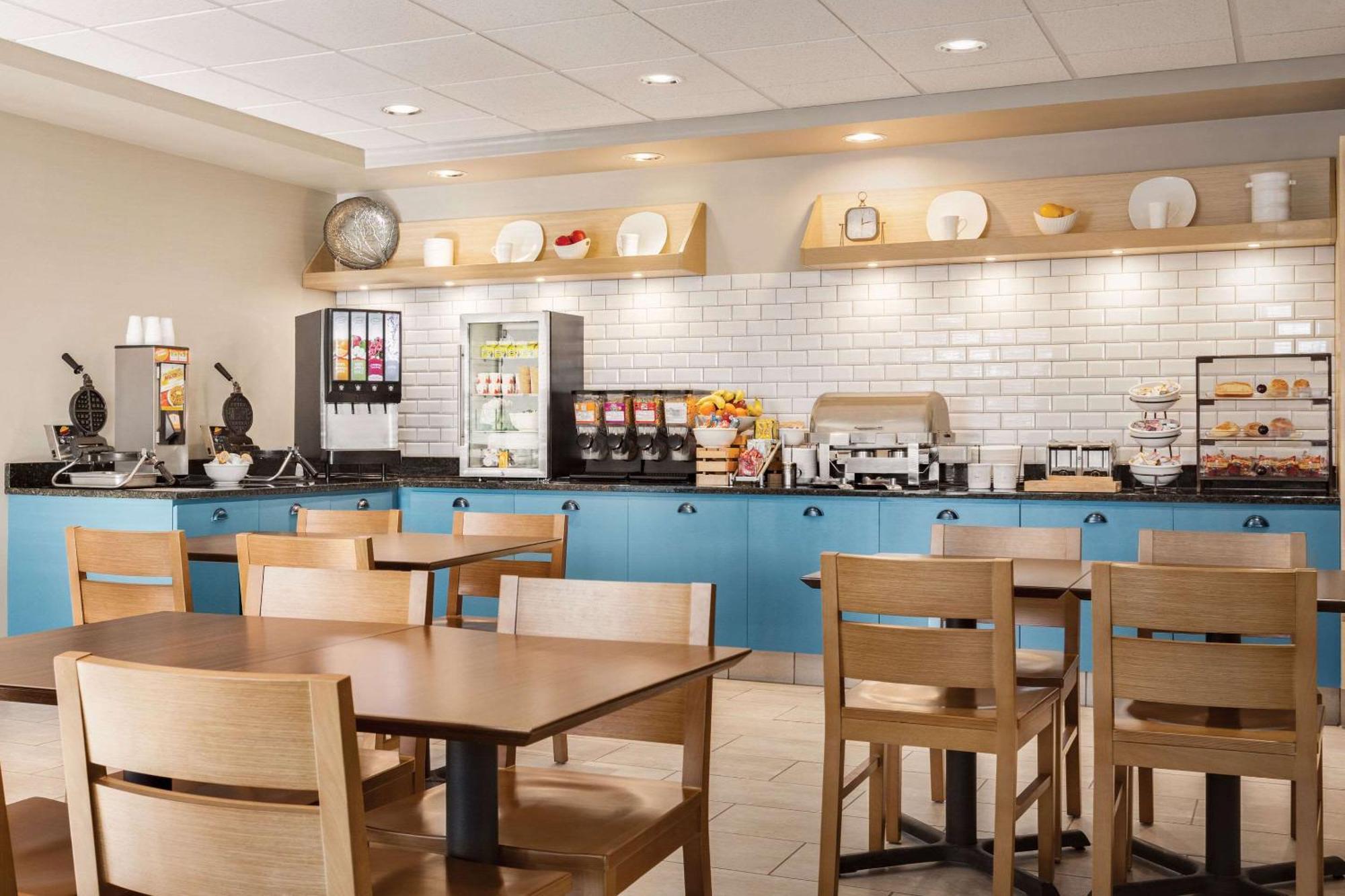 Country Inn & Suites By Radisson, St Cloud East, Mn سانت كلاود المظهر الخارجي الصورة
