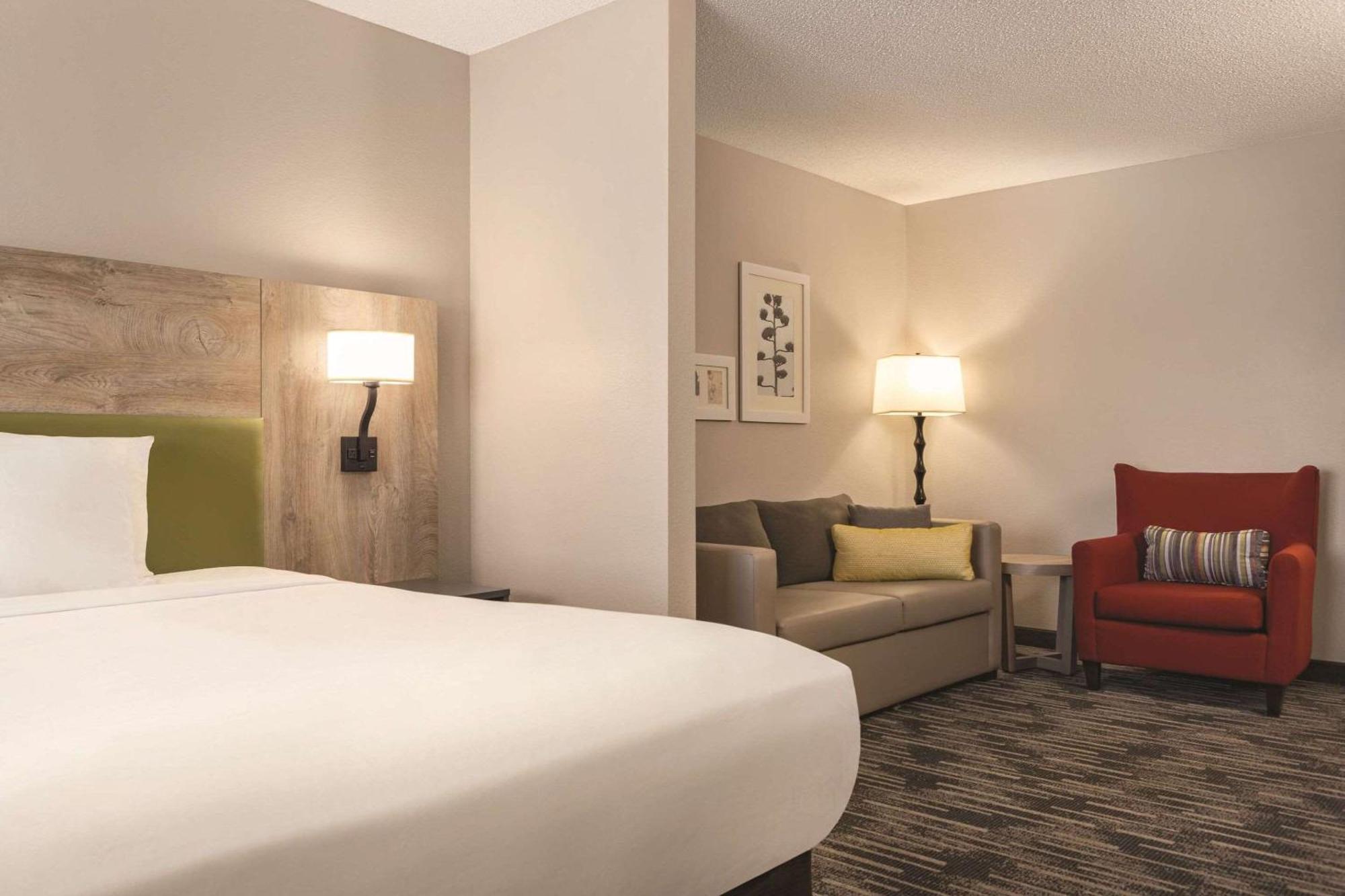 Country Inn & Suites By Radisson, St Cloud East, Mn سانت كلاود المظهر الخارجي الصورة